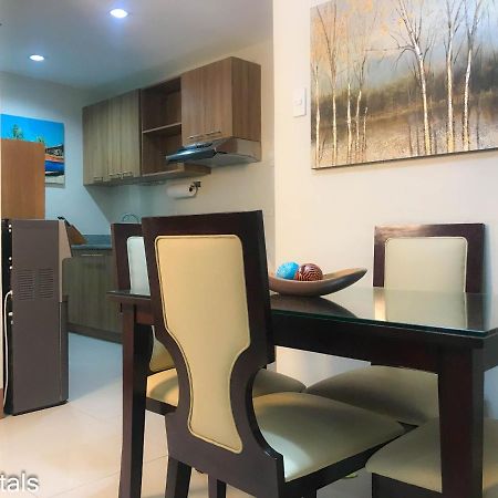 2 Bedroom Condo @ Midpoint Residences W/ City View Mandaue Exterior foto