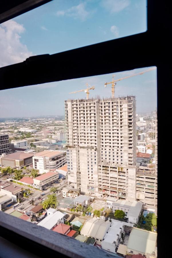 2 Bedroom Condo @ Midpoint Residences W/ City View Mandaue Exterior foto