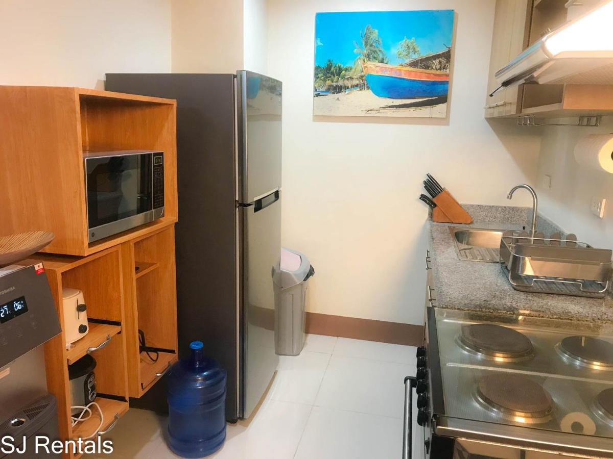 2 Bedroom Condo @ Midpoint Residences W/ City View Mandaue Exterior foto